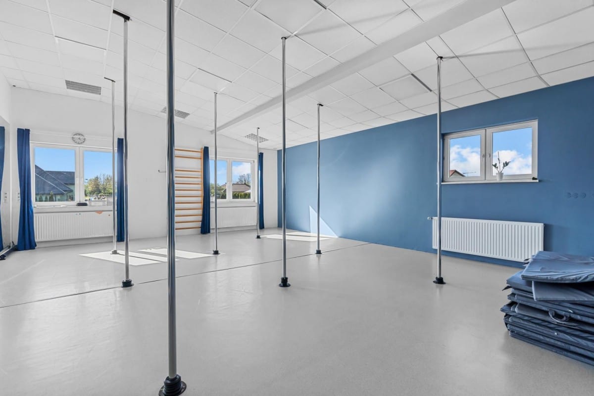 Lokal użytkowy  pokojowe na Sprzedaż