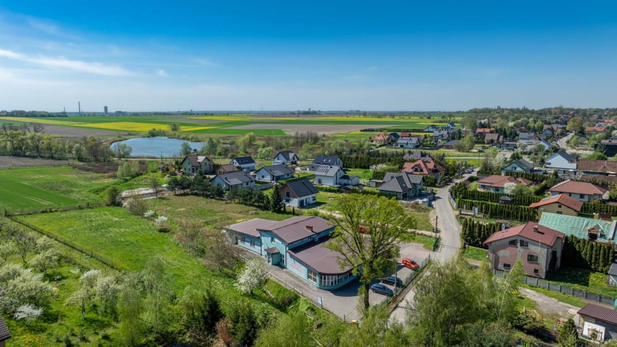 Lokal użytkowy  pokojowe na Sprzedaż