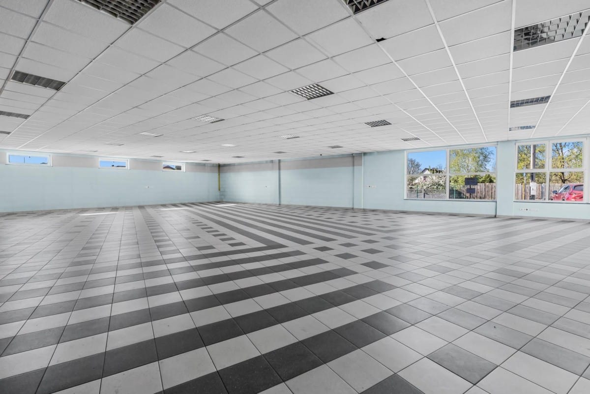 Lokal użytkowy  pokojowe na Sprzedaż