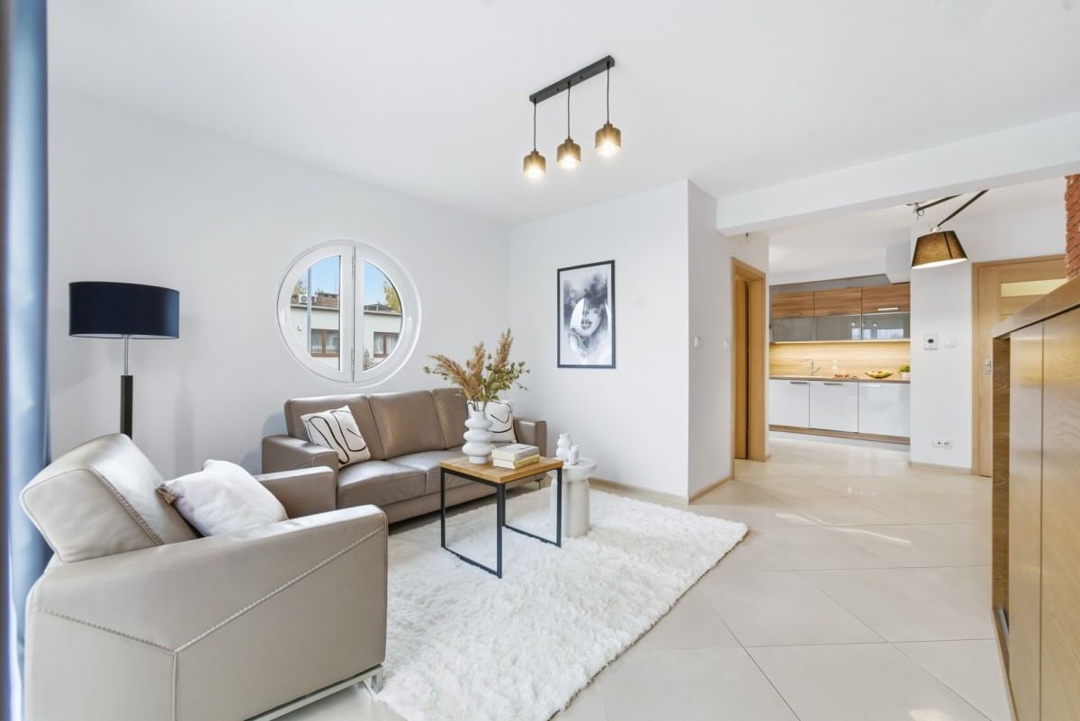 Mieszkanie 4 pokojowe na Sprzedaż