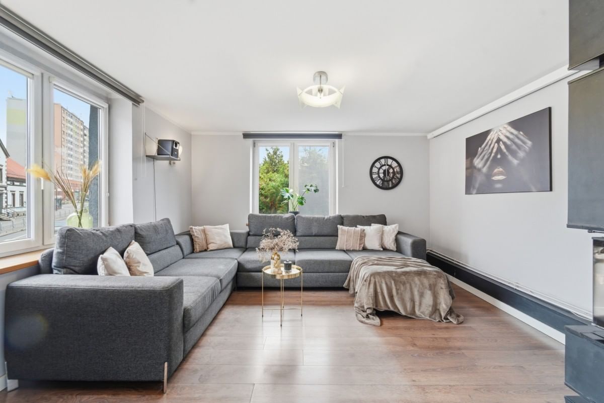 Mieszkanie na Sprzedaż 4 pokoje agencja Tur Nieruchomości Mieszkanie 4 pokojowe na Sprzedaż