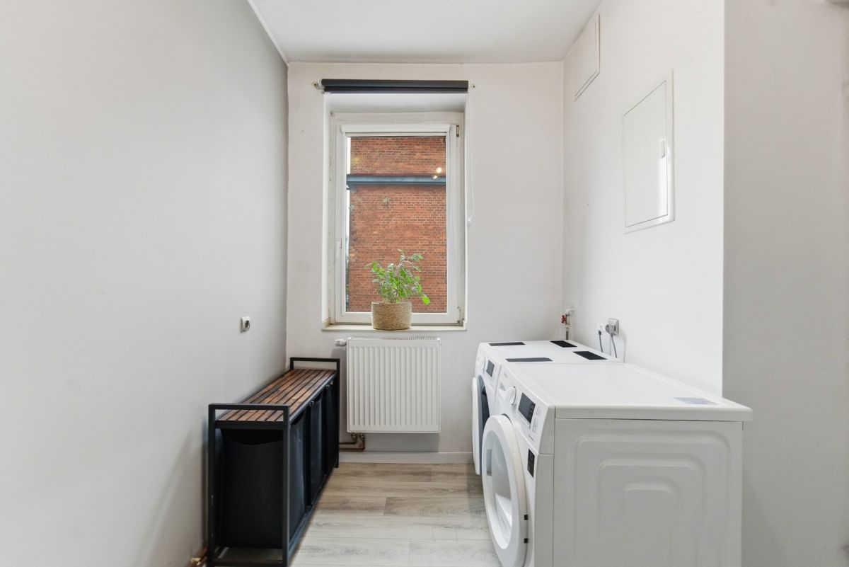 Mieszkanie 4 pokojowe na Sprzedaż