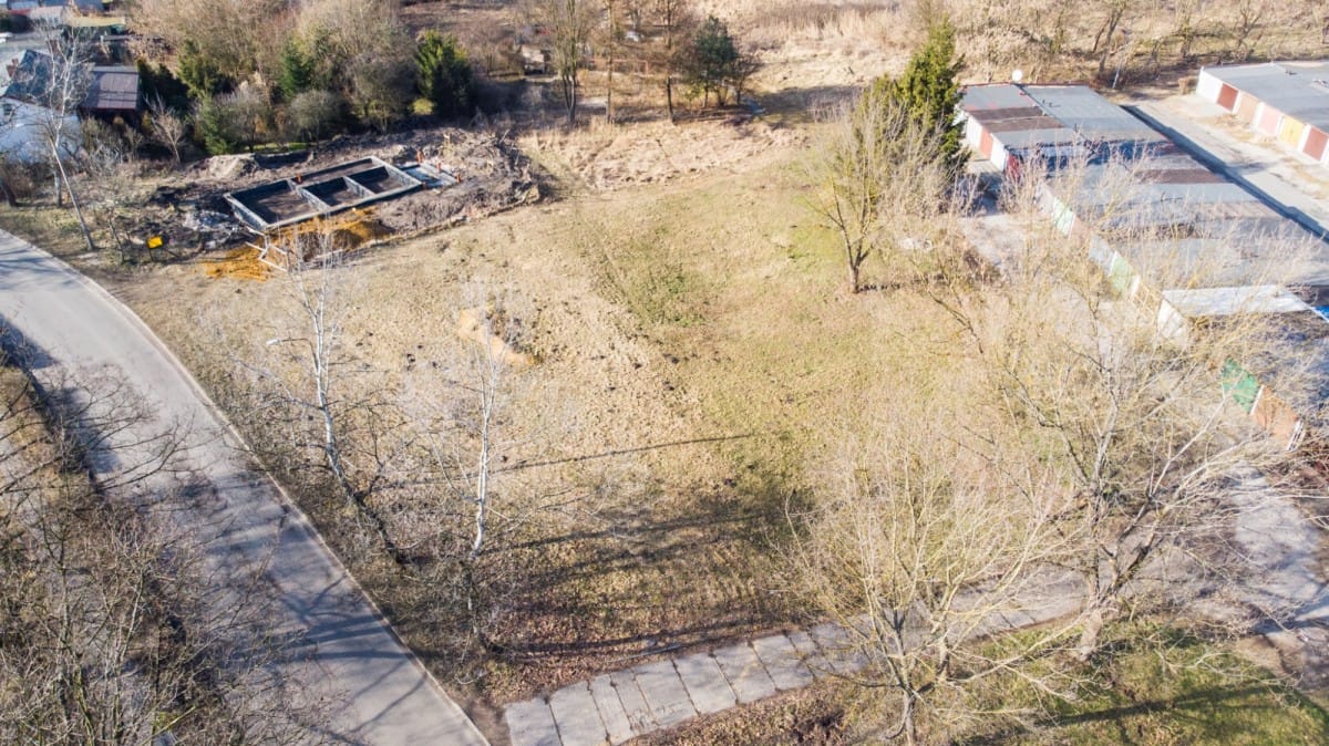 Działka  pokojowe na Sprzedaż