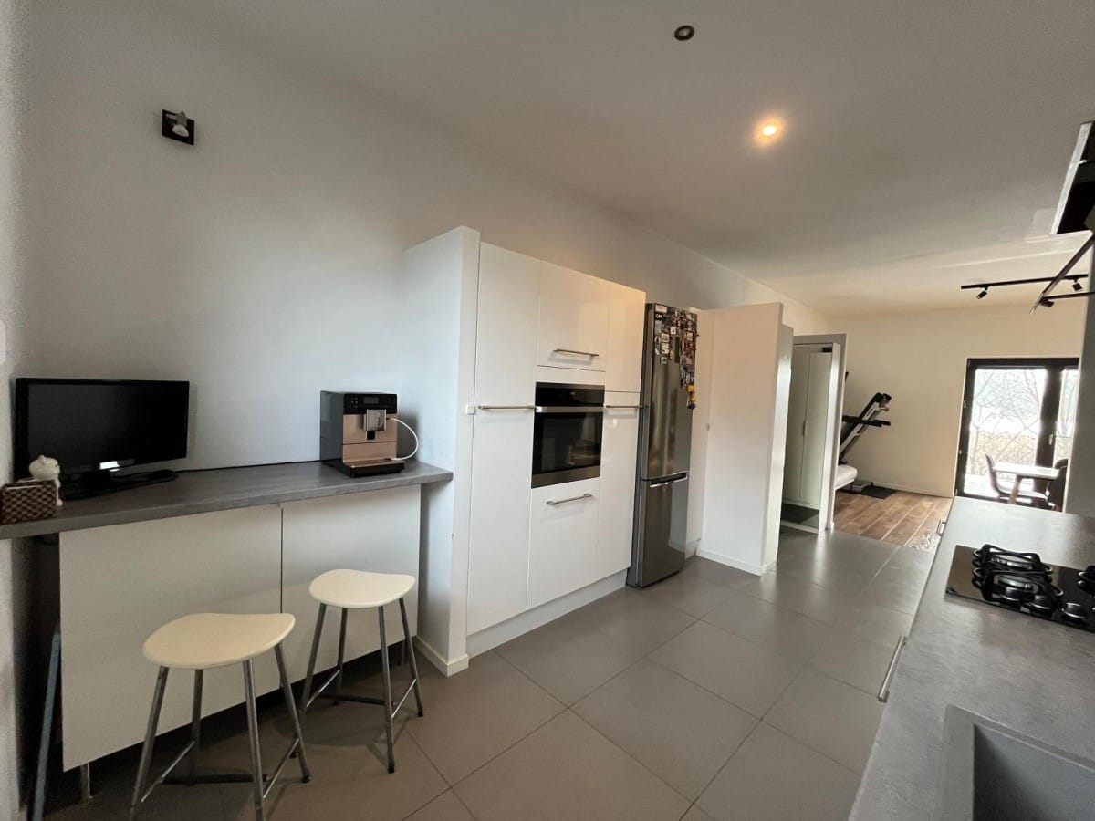 Dom 7 pokojowe na Sprzedaż