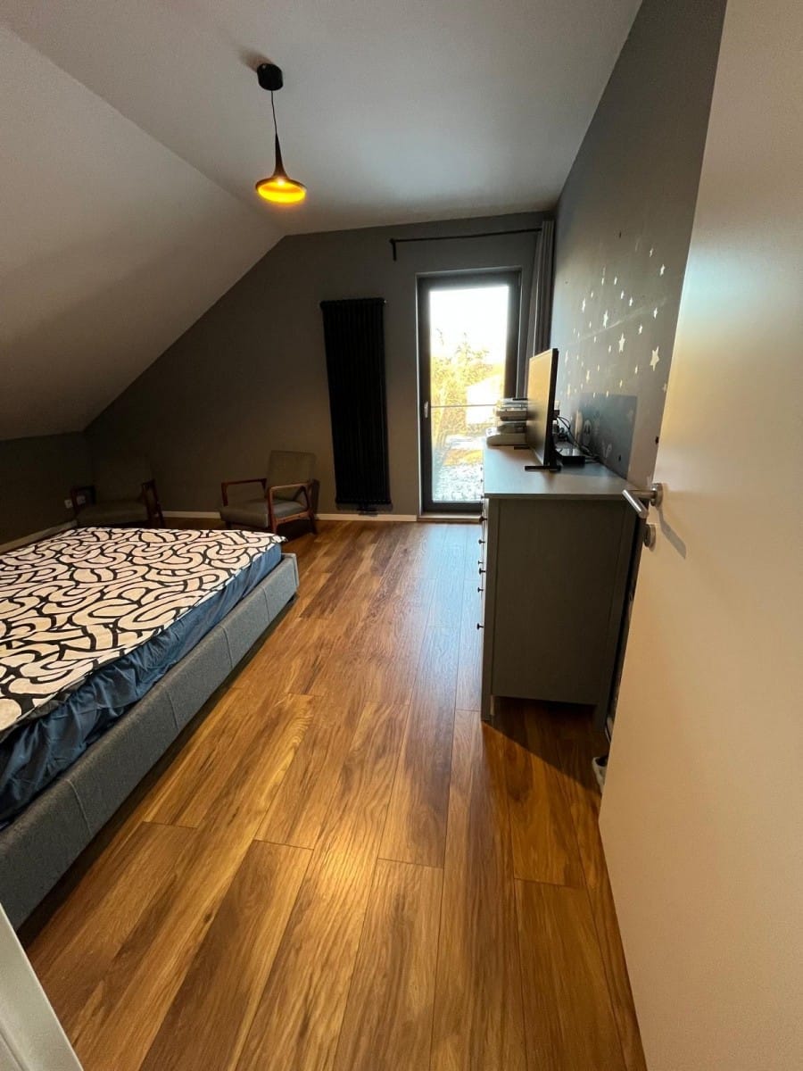 Dom 7 pokojowe na Sprzedaż