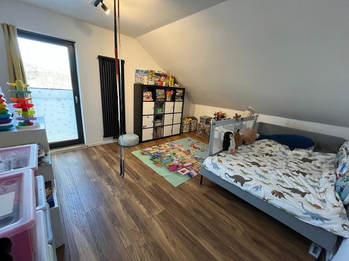 Dom 7 pokojowe na Sprzedaż