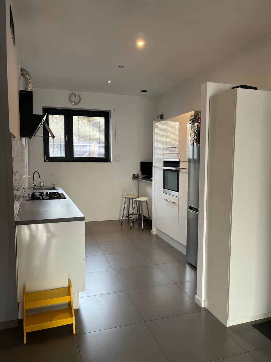 Dom 7 pokojowe na Sprzedaż