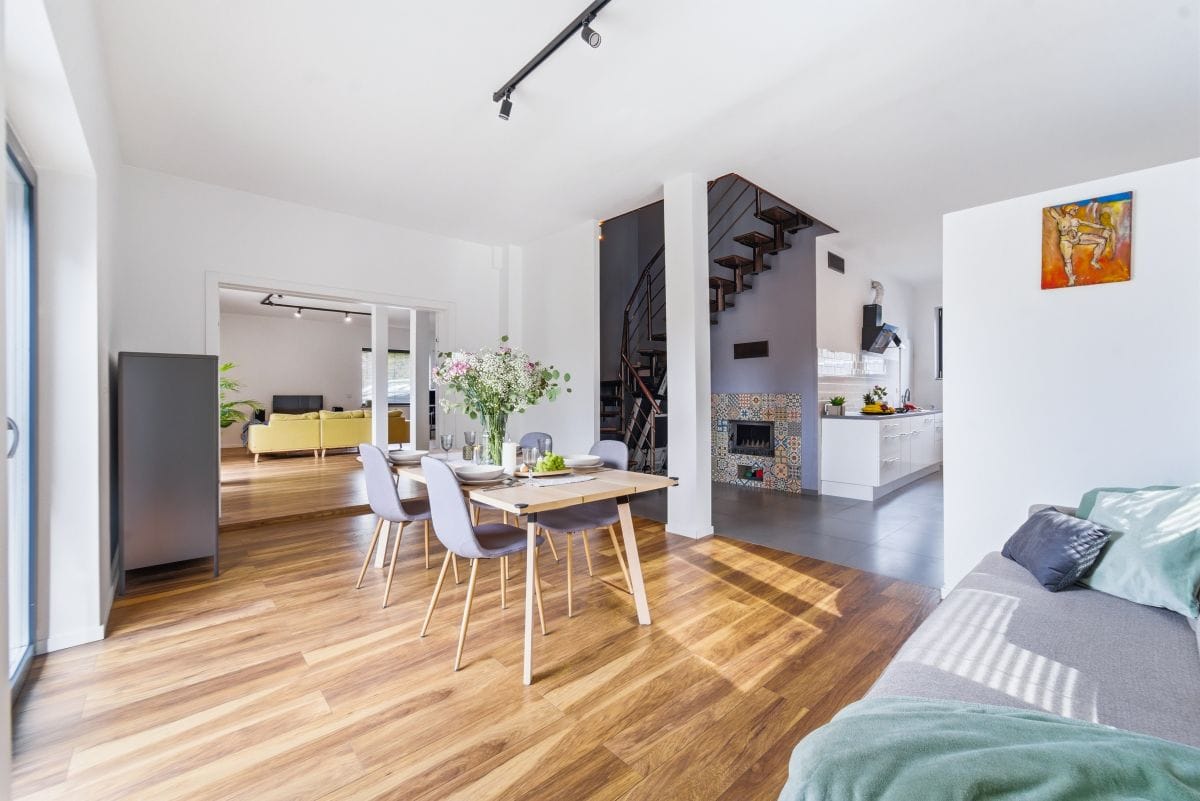 Dom 7 pokojowe na Sprzedaż