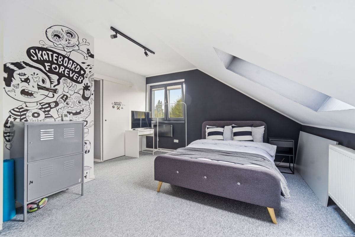 Dom 7 pokojowe na Sprzedaż