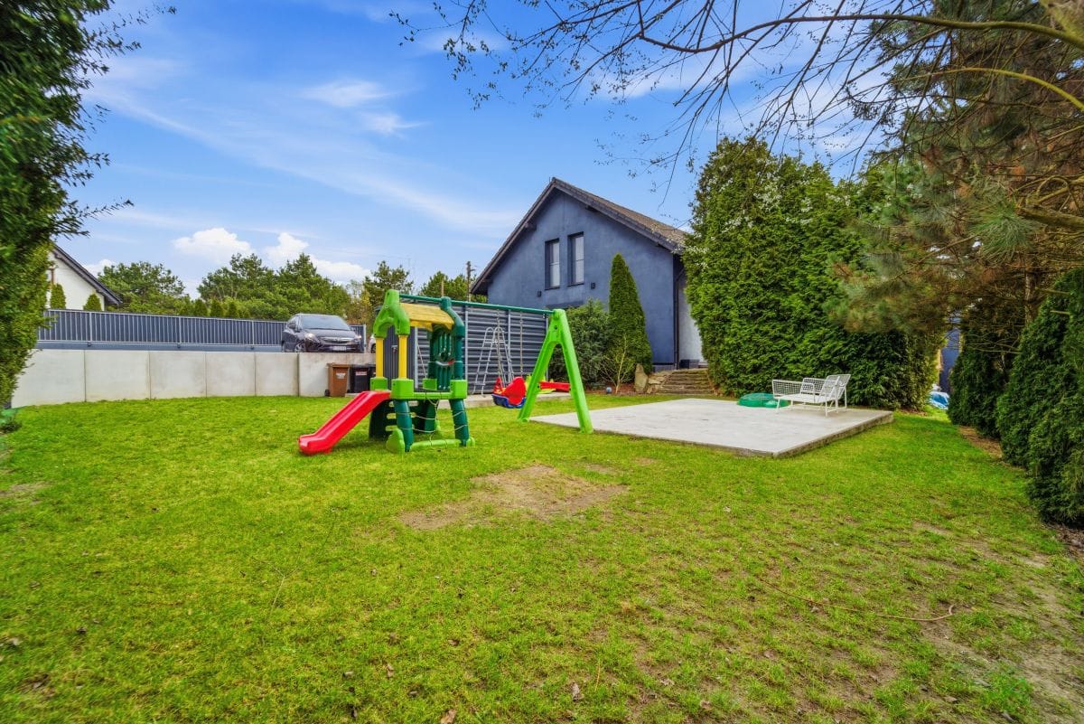 Dom 7 pokojowe na Sprzedaż