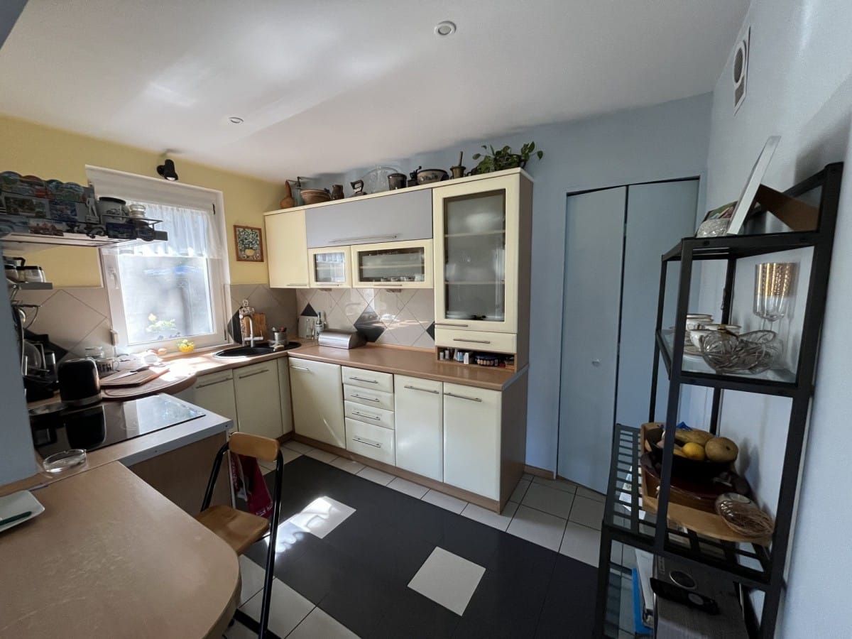 Dom 5 pokojowe na Sprzedaż