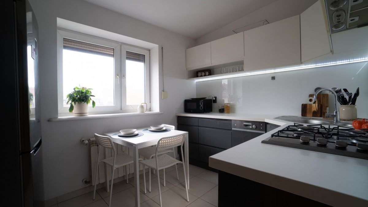 Mieszkanie 3 pokojowe na Sprzedaż