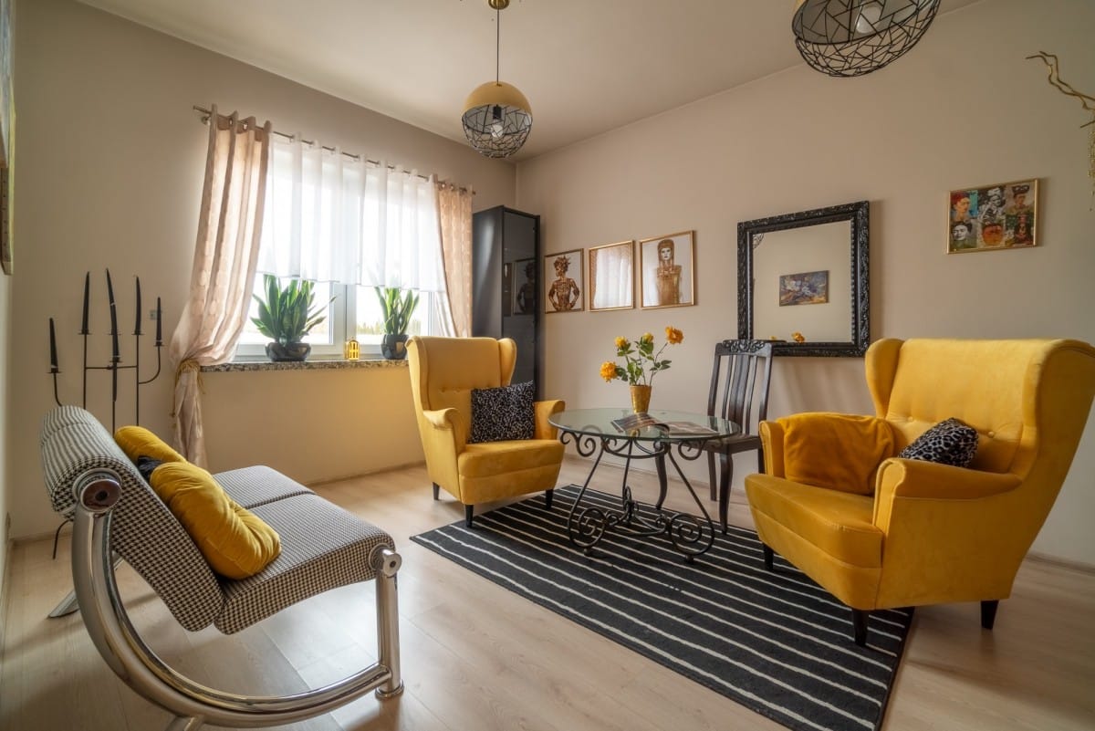 Dom 5 pokojowe na Sprzedaż