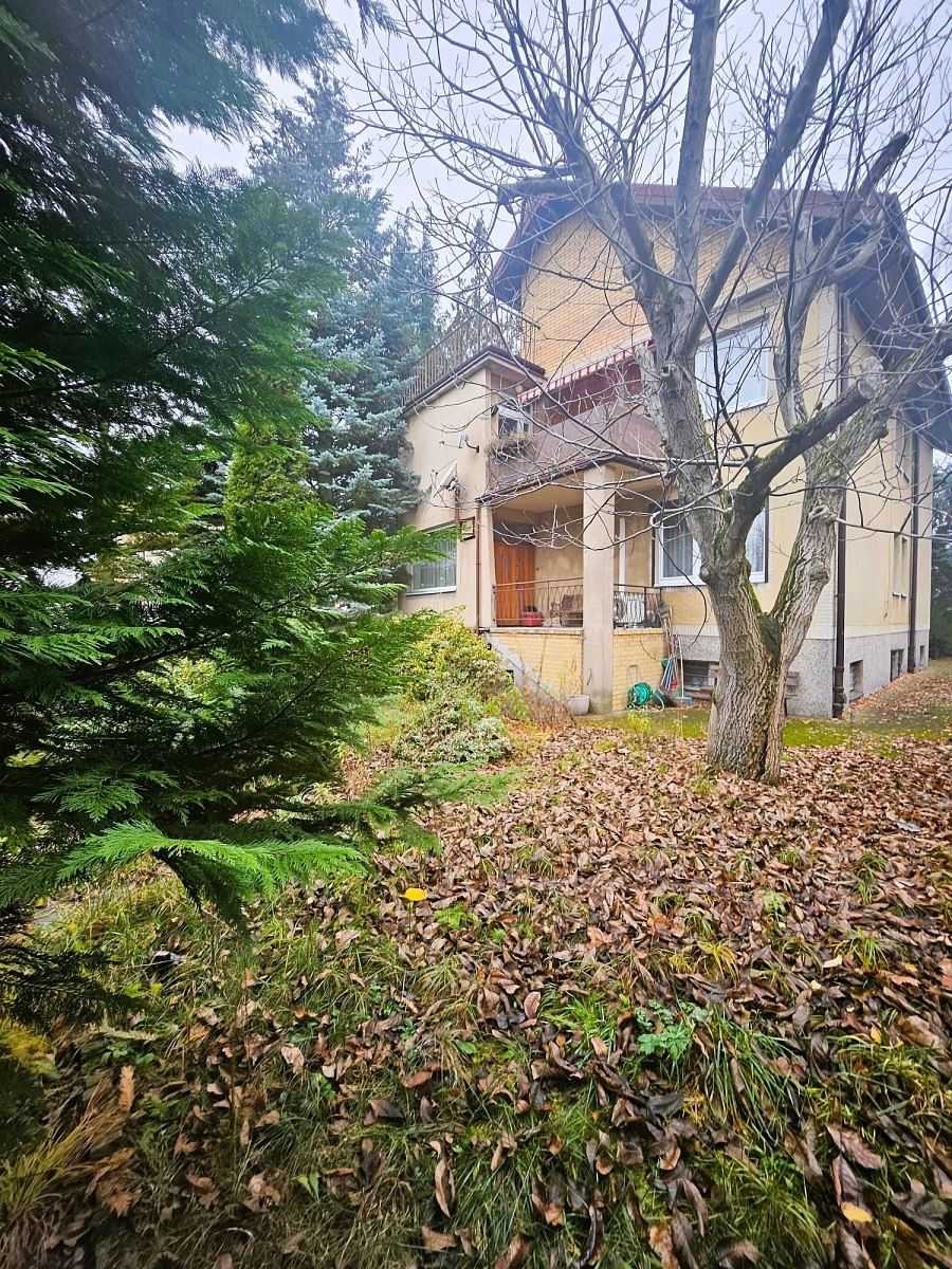 Dom 8 pokojowe na Sprzedaż