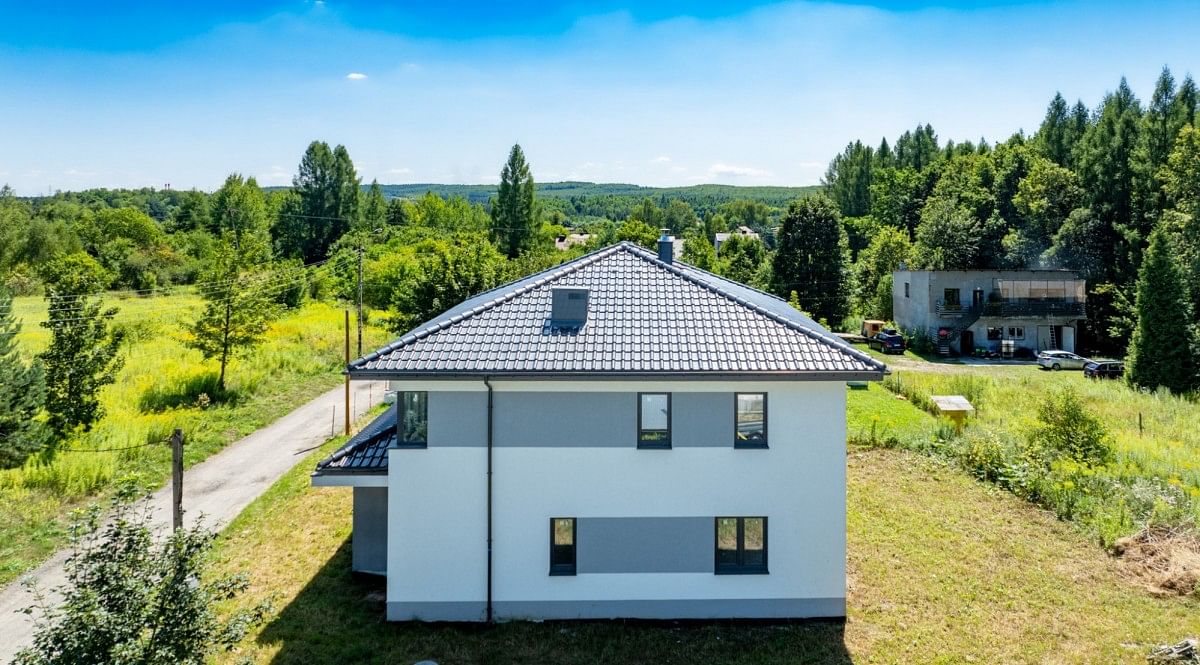Dom 5 pokojowe na Sprzedaż