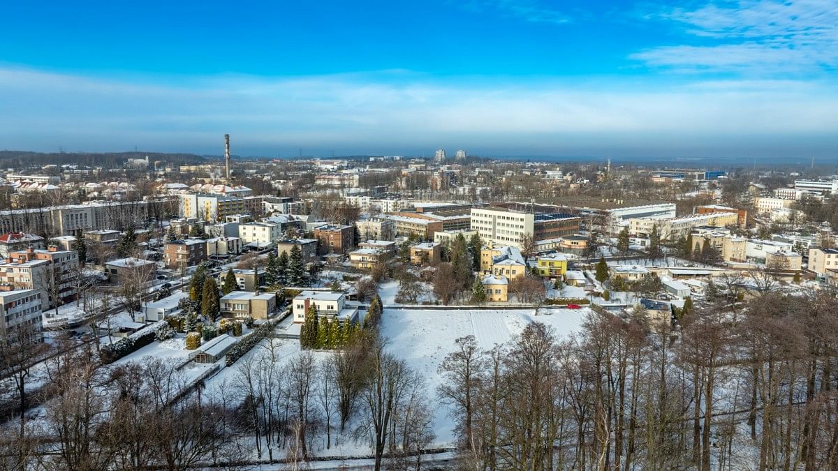 Działka  pokojowe na Sprzedaż