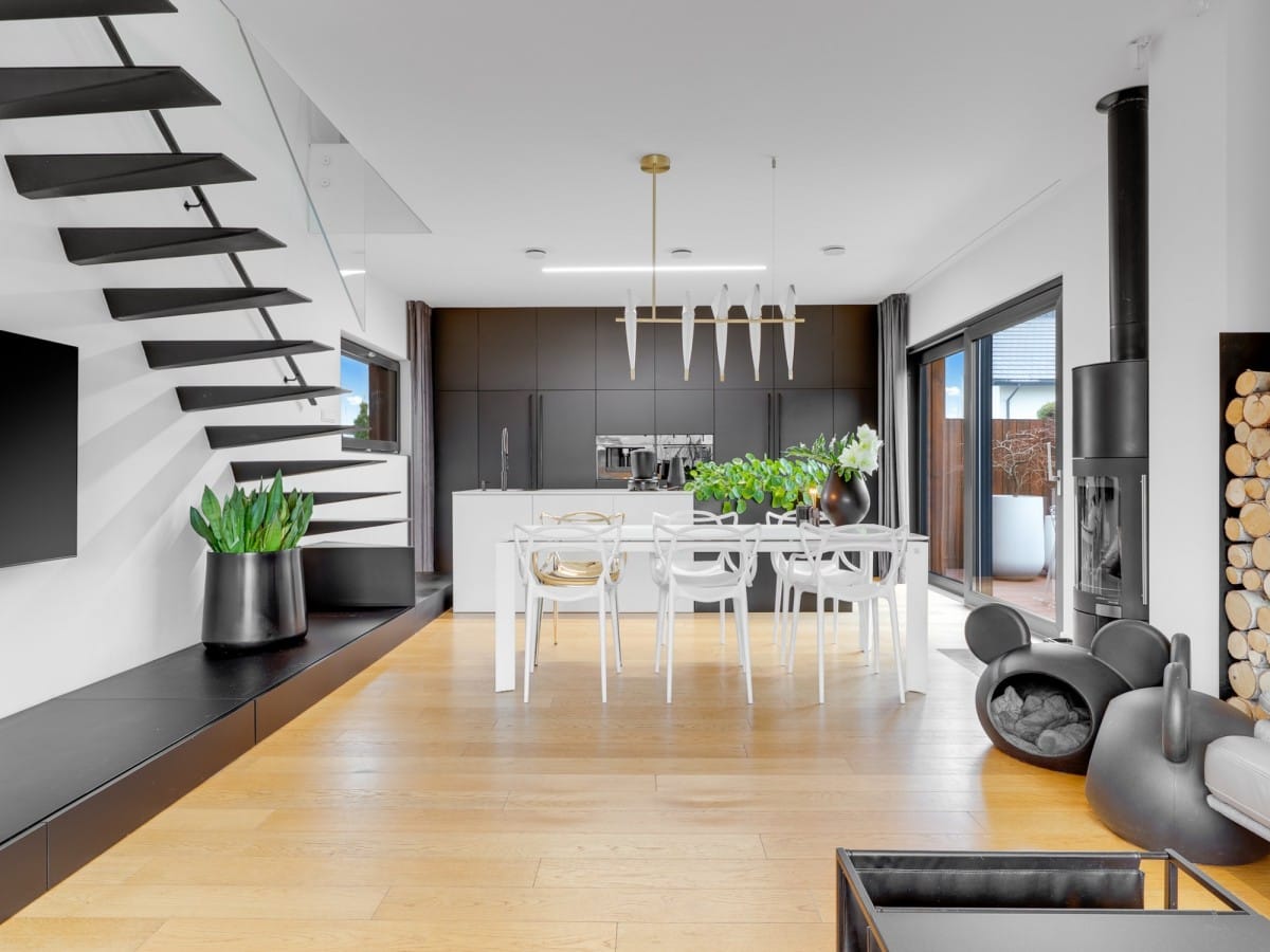 Dom 4 pokojowe na Sprzedaż