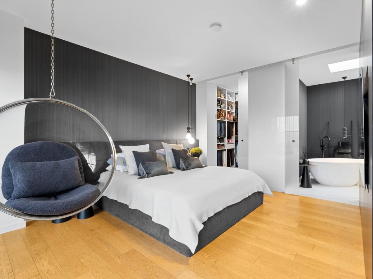 Dom 4 pokojowe na Sprzedaż