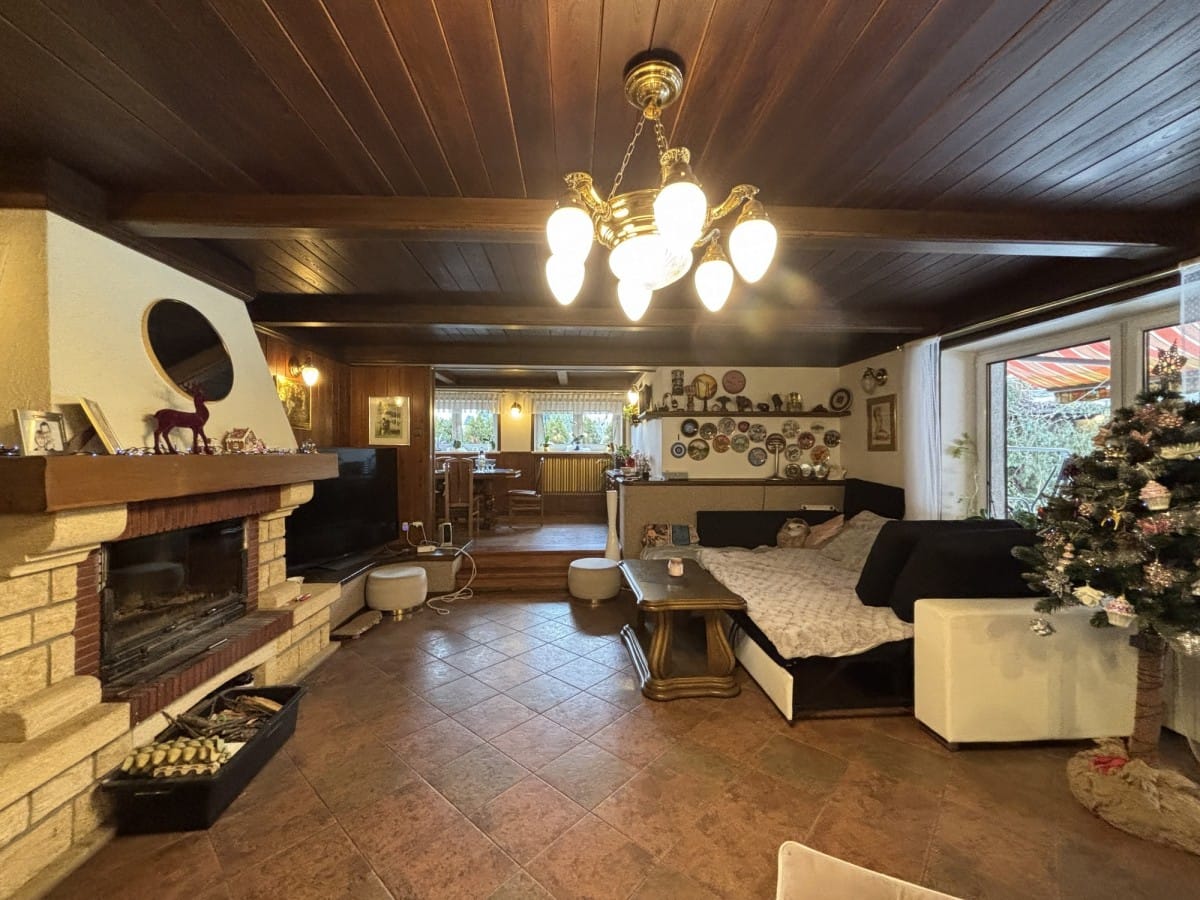 Dom 4 pokojowe na Sprzedaż