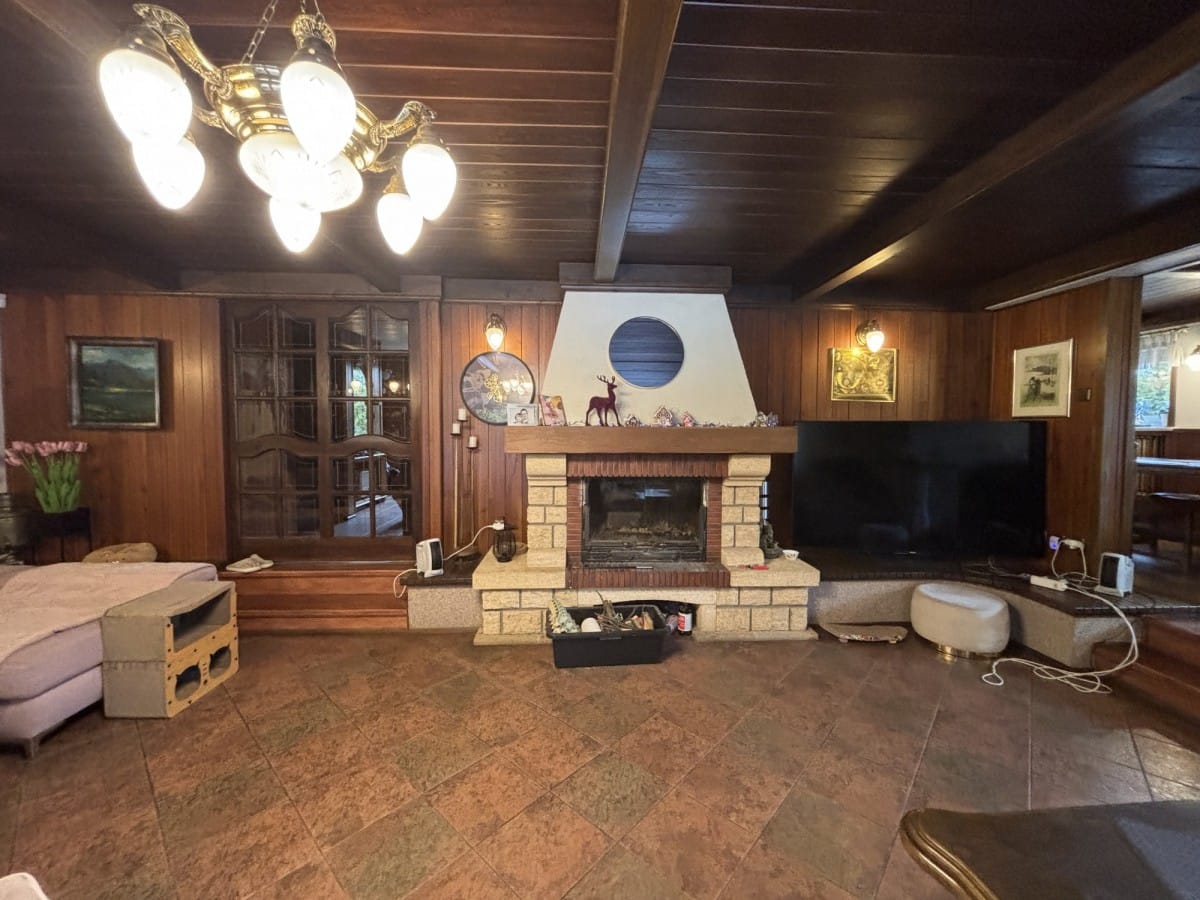 Dom 4 pokojowe na Sprzedaż