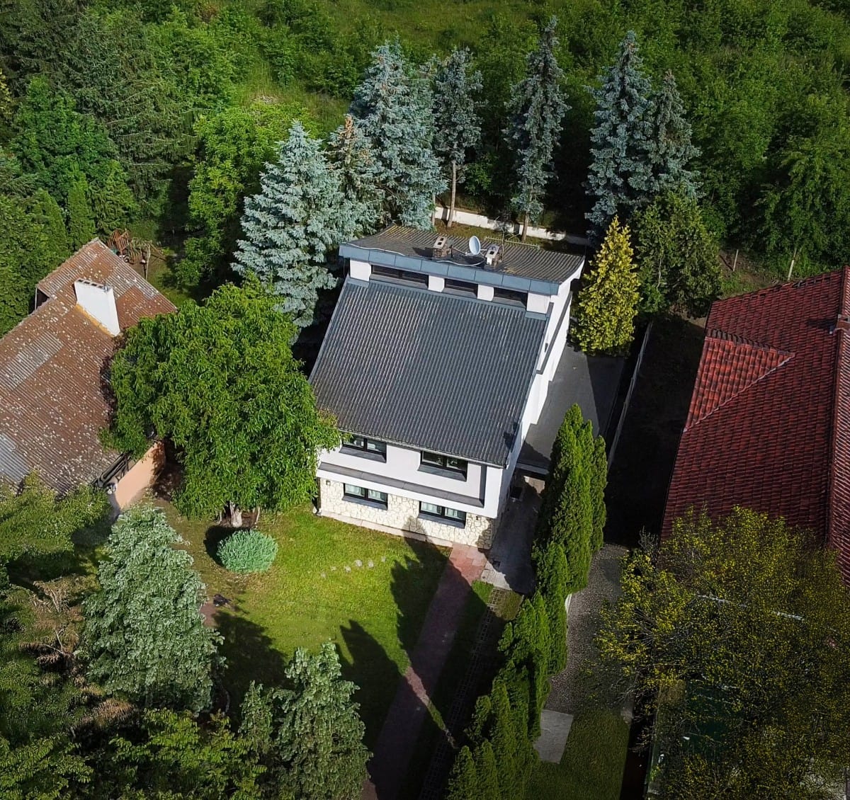 Dom 6 pokojowe na Sprzedaż