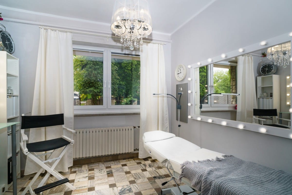 Dom 6 pokojowe na Sprzedaż