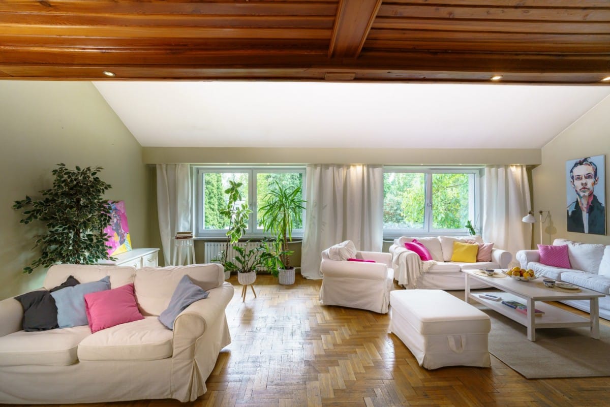 Dom 6 pokojowe na Sprzedaż