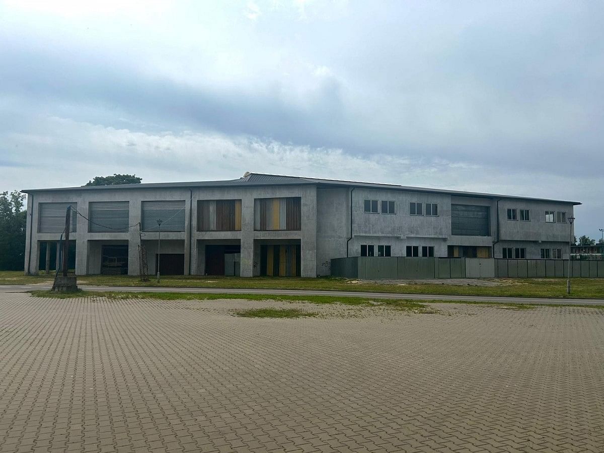 Lokal użytkowy  pokojowe na Sprzedaż