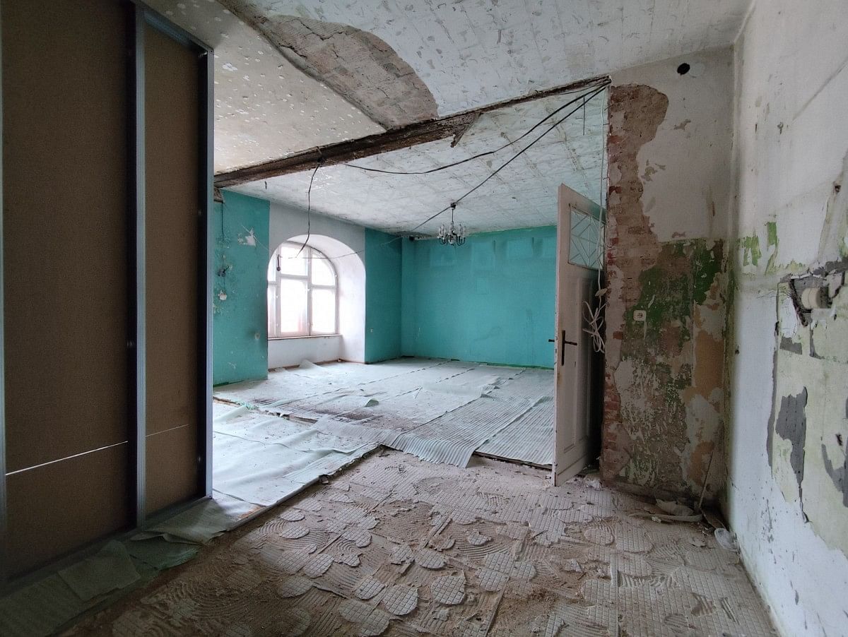 Mieszkanie 6 pokojowe na Sprzedaż
