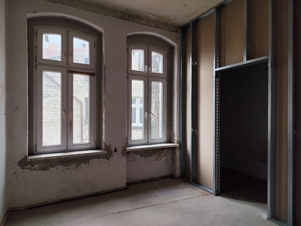 Mieszkanie 6 pokojowe na Sprzedaż