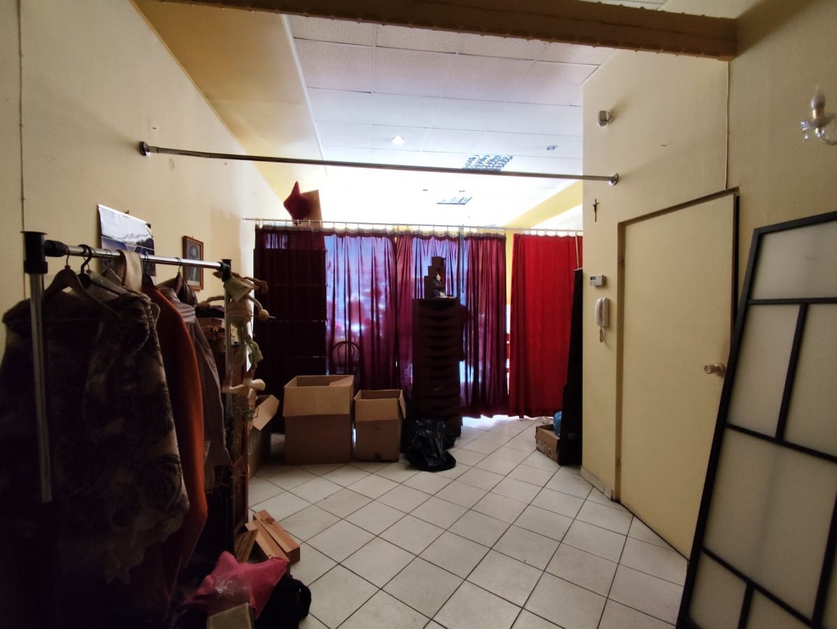 Lokal użytkowy  pokojowe na Sprzedaż