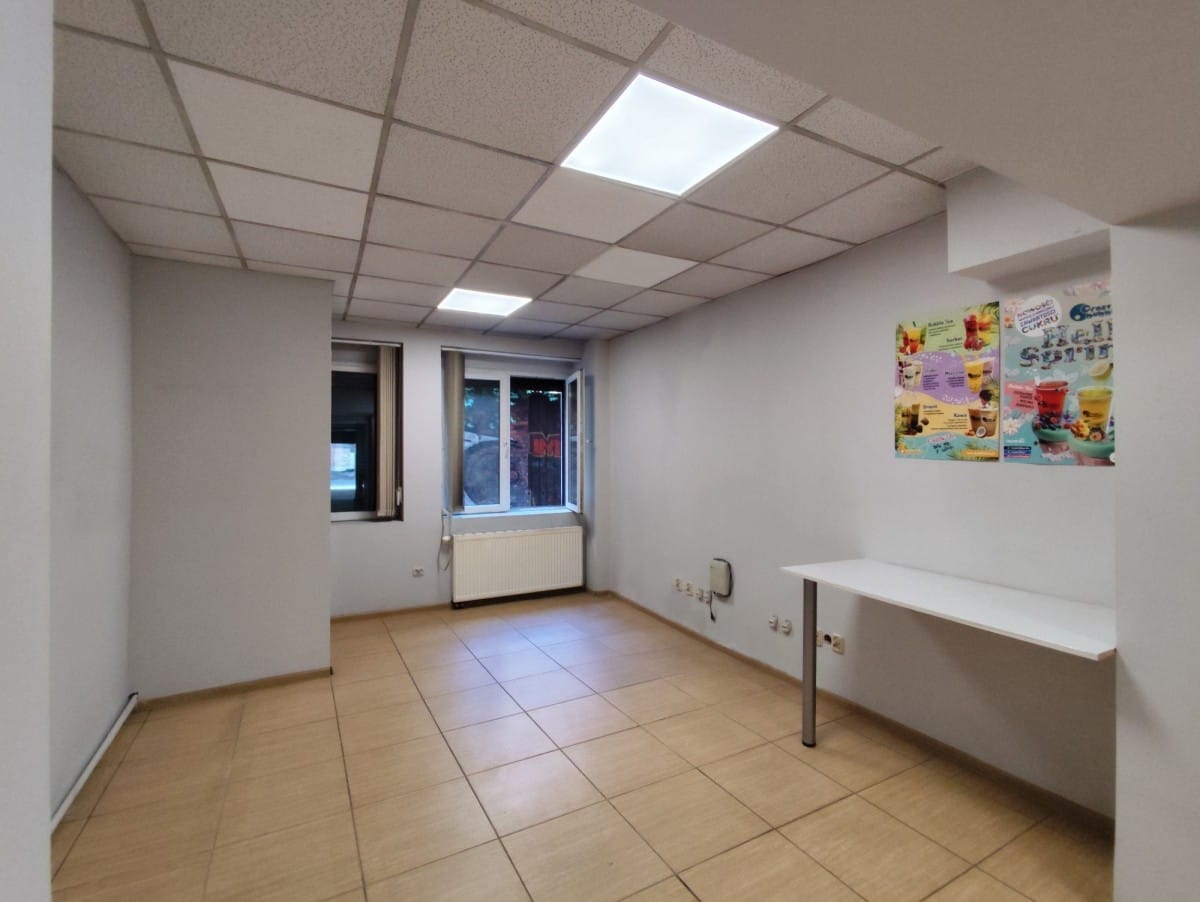 Lokal użytkowy  pokojowe na Sprzedaż