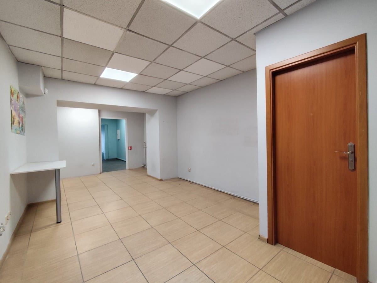 Lokal użytkowy  pokojowe na Sprzedaż