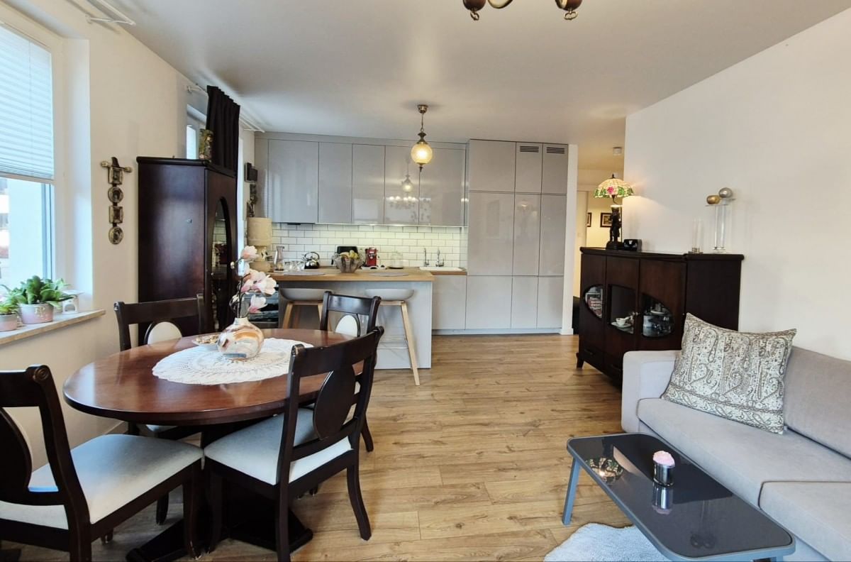 Mieszkanie 3 pokojowe na Sprzedaż