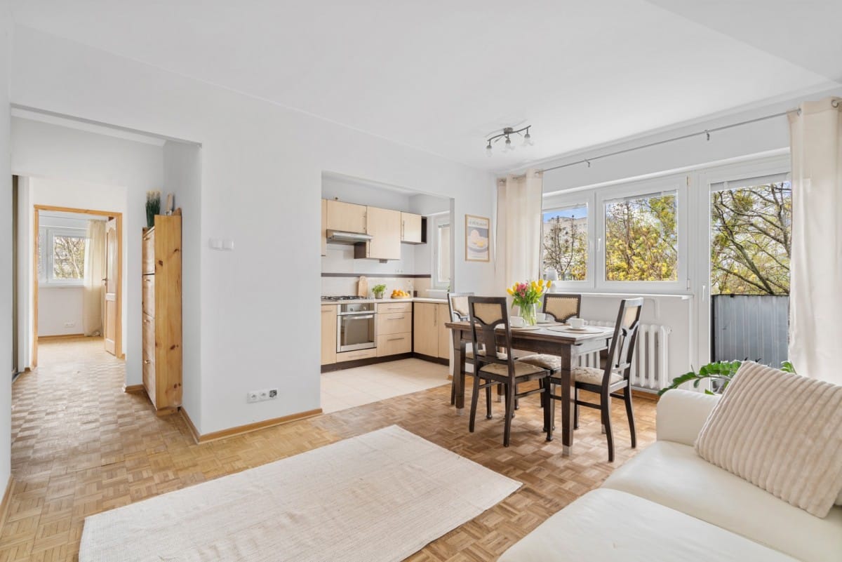 Mieszkanie 4 pokojowe na Sprzedaż