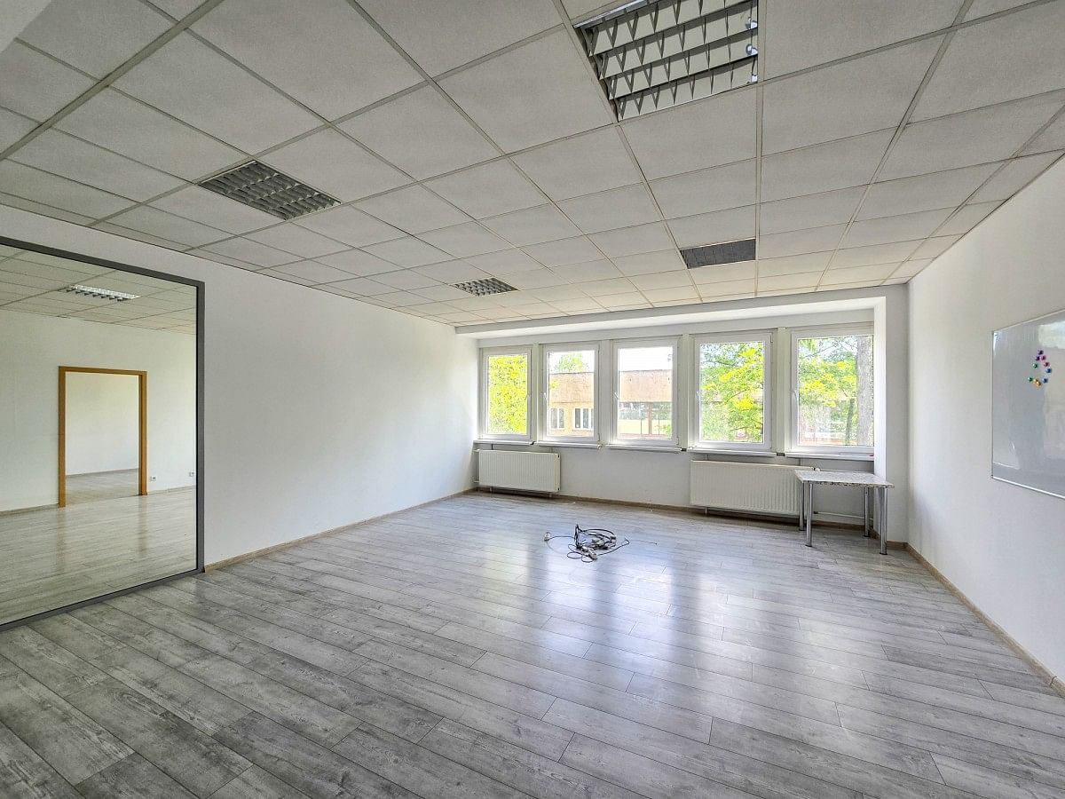 Lokal użytkowy  pokojowe na Wynajem