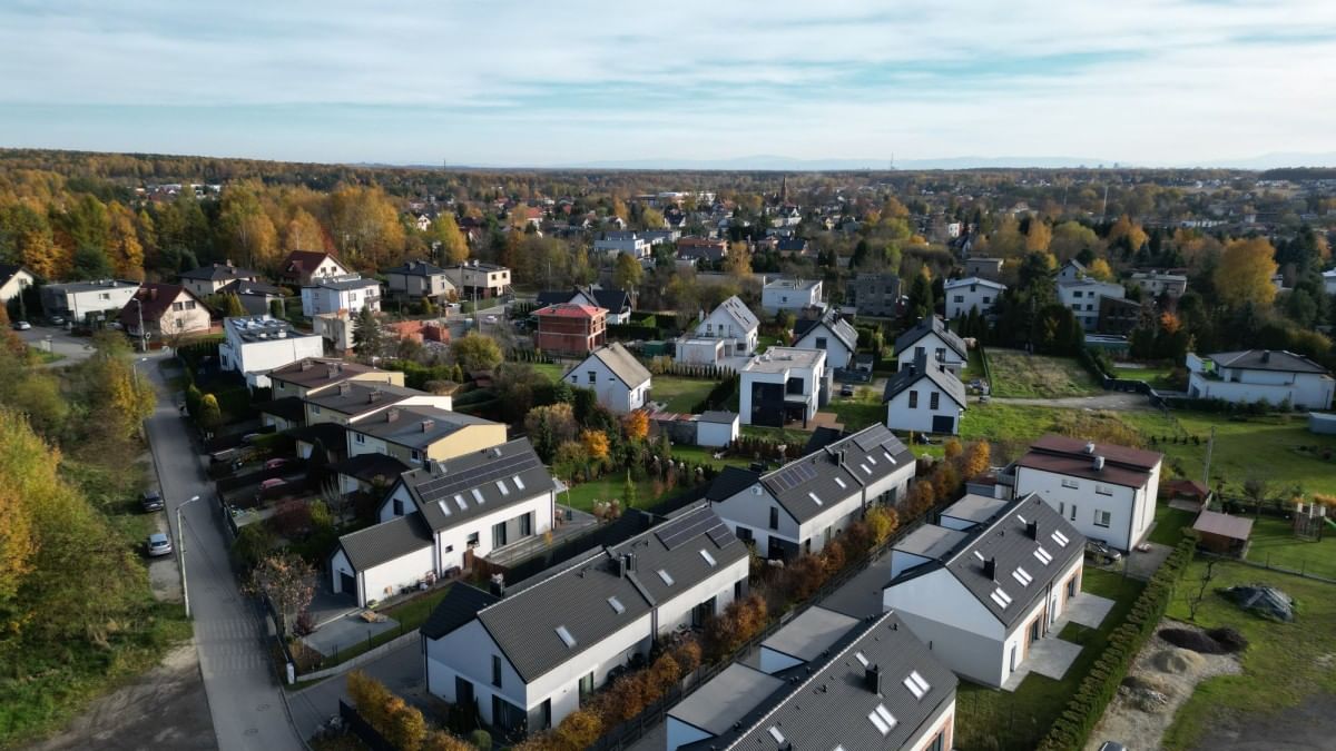 Dom 5 pokojowe na Sprzedaż