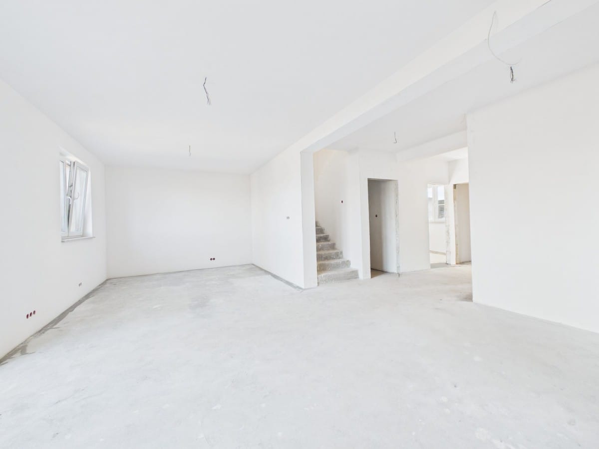 Dom 6 pokojowe na Sprzedaż