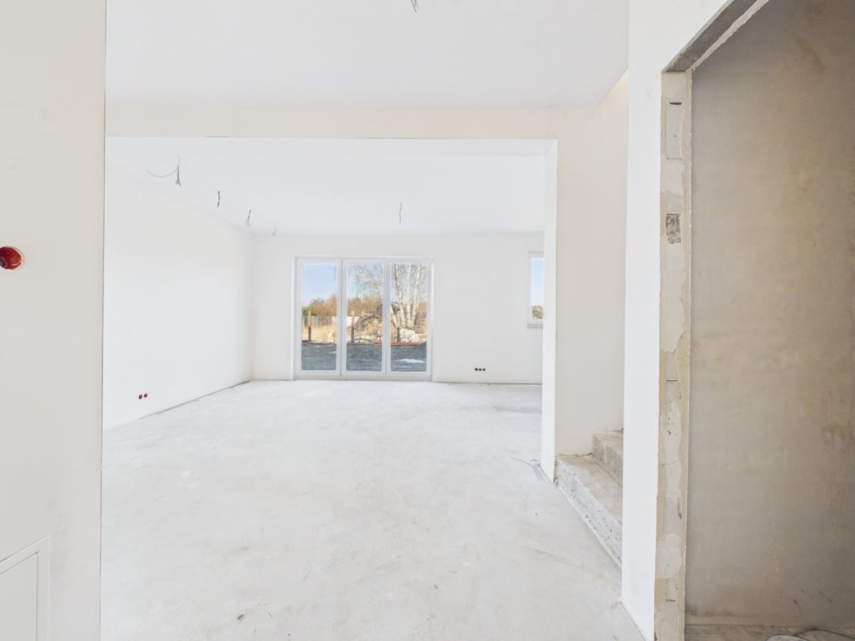 Dom 6 pokojowe na Sprzedaż