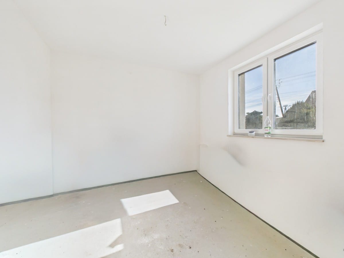 Dom 6 pokojowe na Sprzedaż