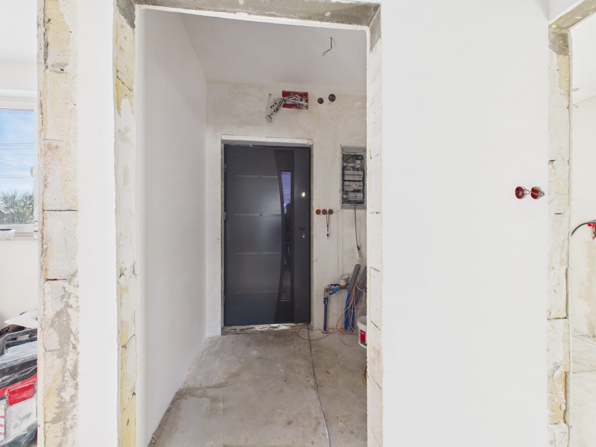 Dom 6 pokojowe na Sprzedaż