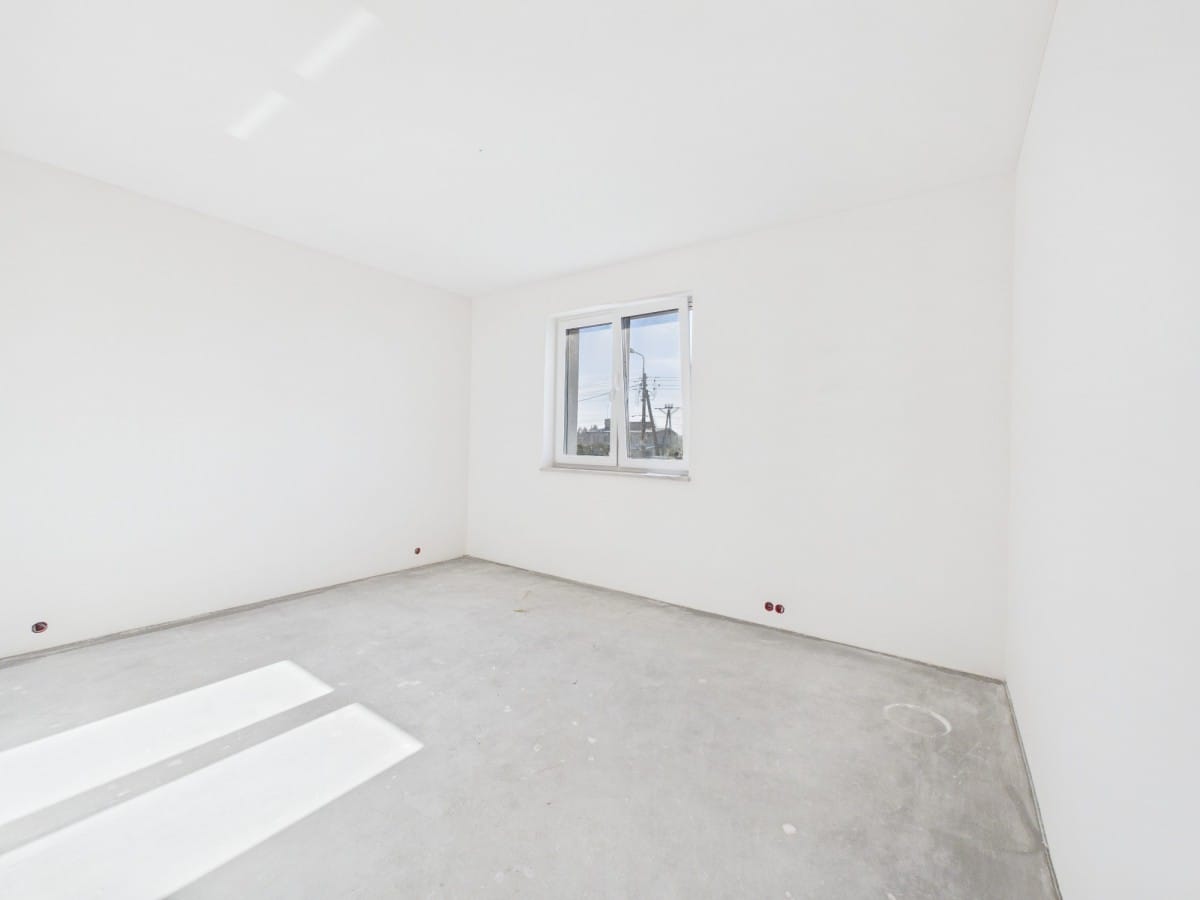 Dom 6 pokojowe na Sprzedaż