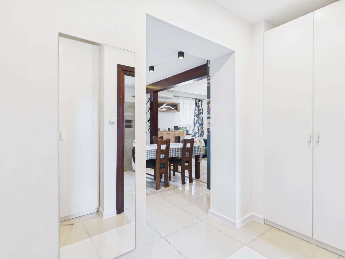 Dom 7 pokojowe na Sprzedaż