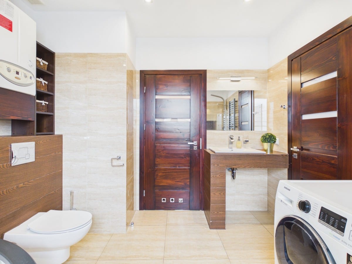 Dom 7 pokojowe na Sprzedaż