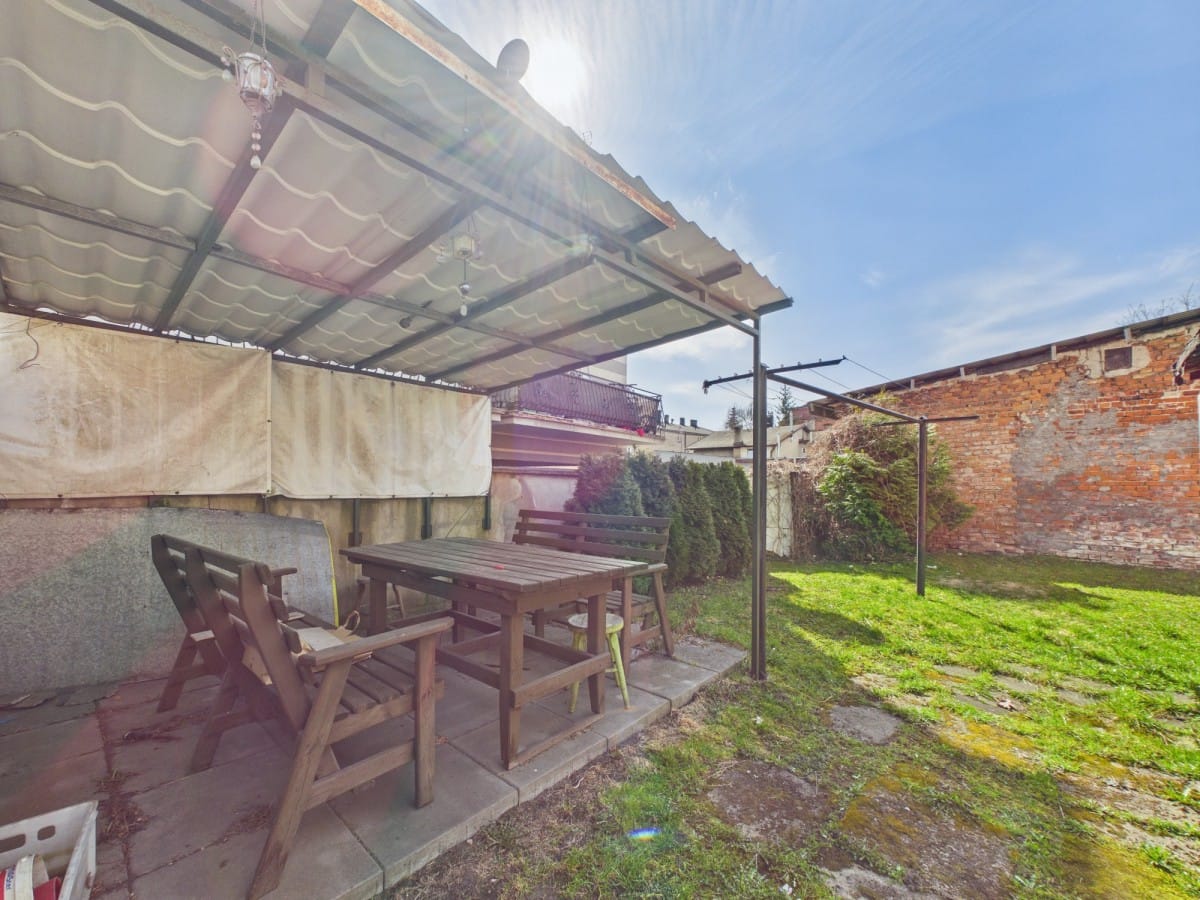 Dom 6 pokojowe na Sprzedaż