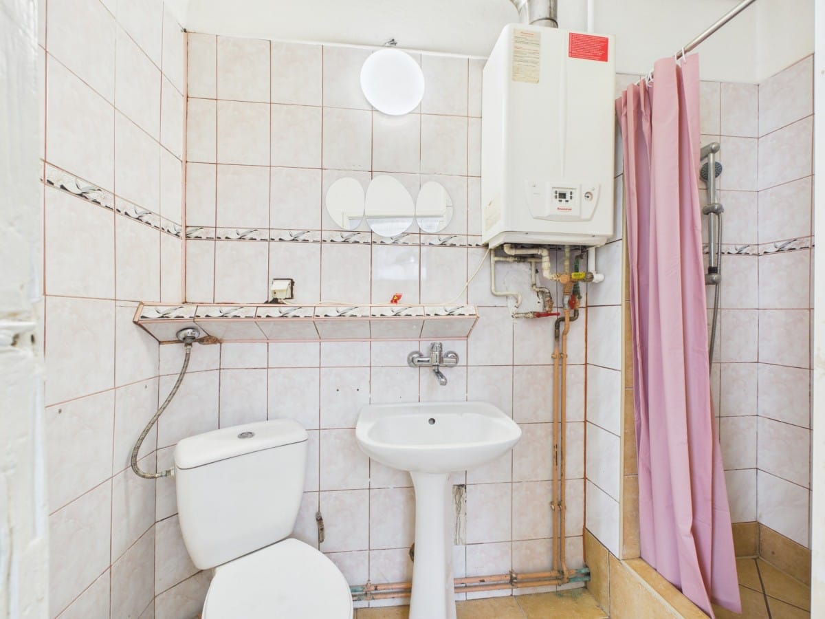 Dom 6 pokojowe na Sprzedaż