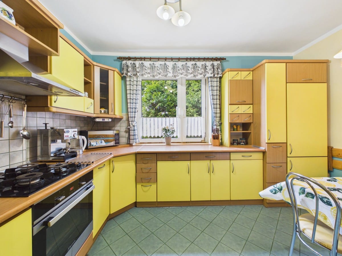 Dom 5 pokojowe na Sprzedaż