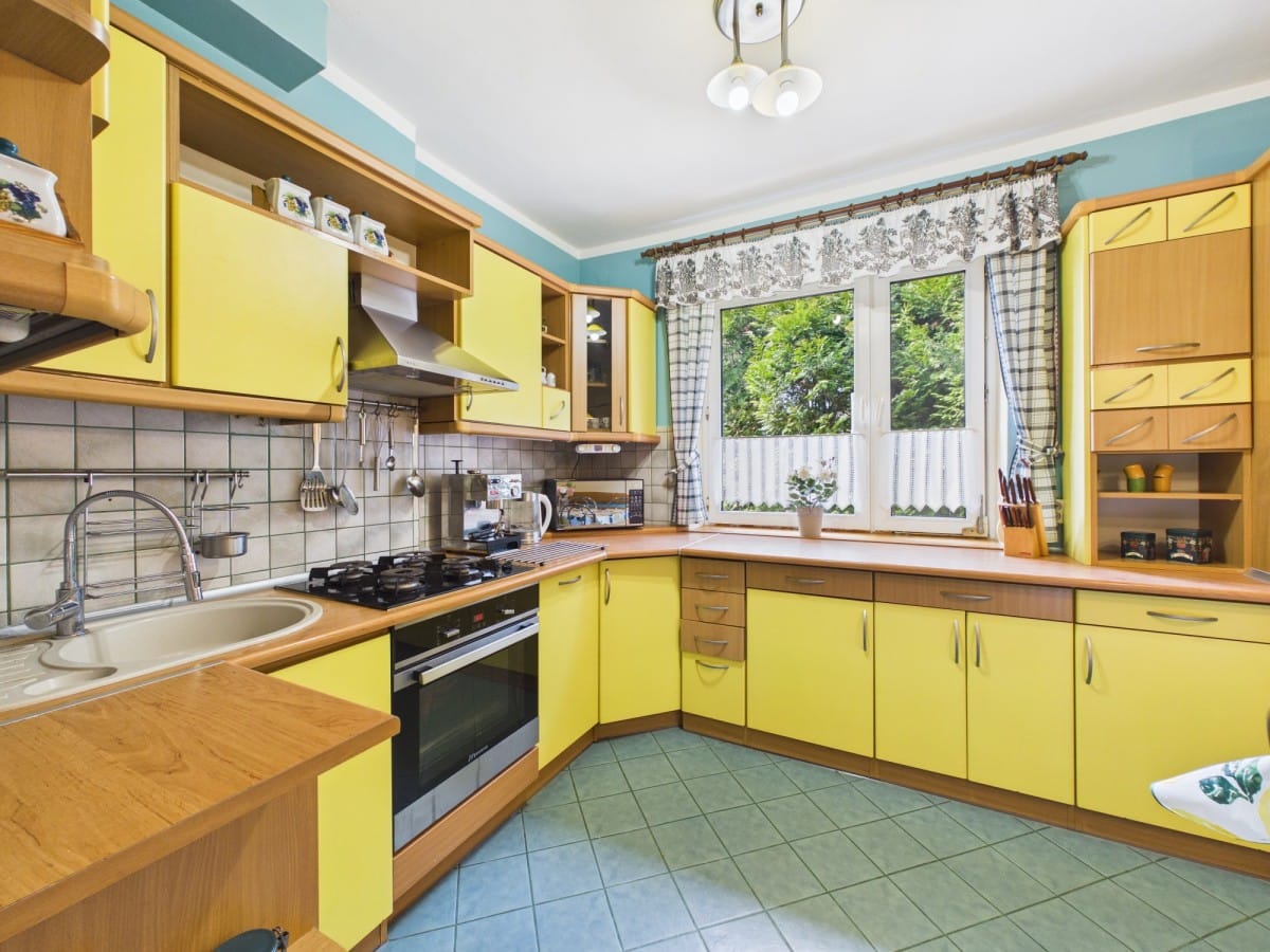 Dom 5 pokojowe na Sprzedaż