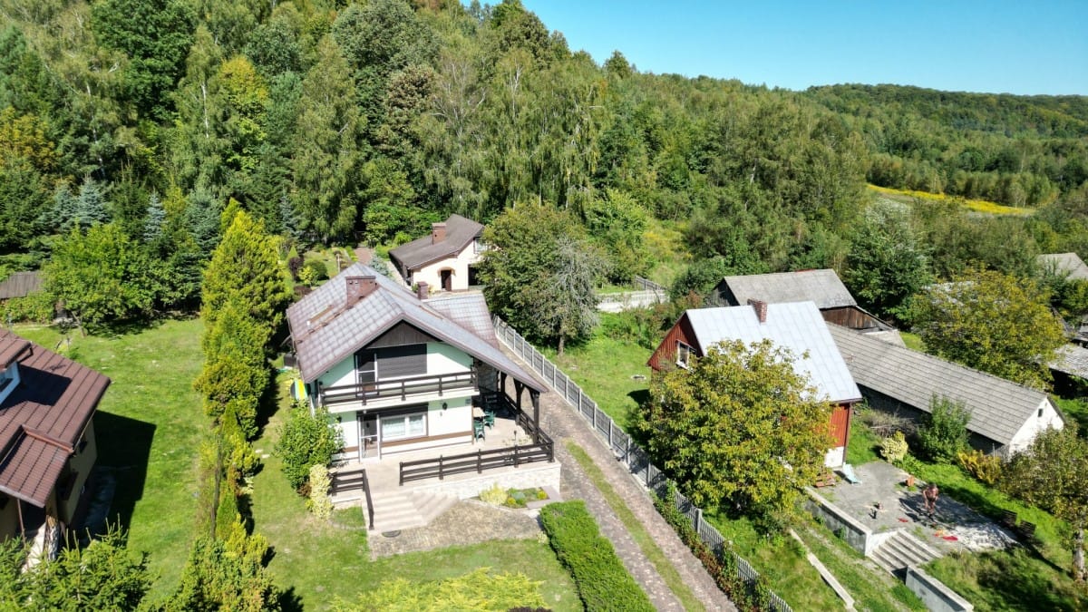 Dom 5 pokojowe na Sprzedaż