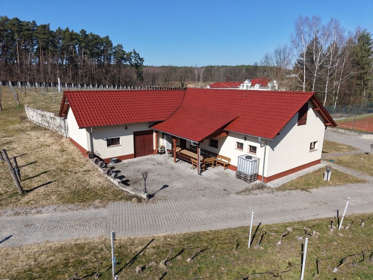 Dom 7 pokojowe na Sprzedaż